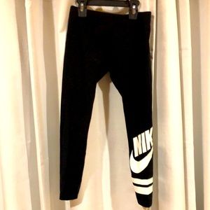Nike leggings